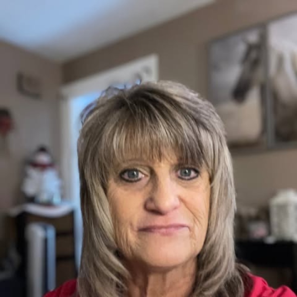 Meet your Posher, Lisa